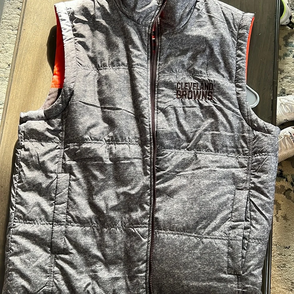 Cleveland Browns Reversible Fall Vest - Picture 1 of 3
